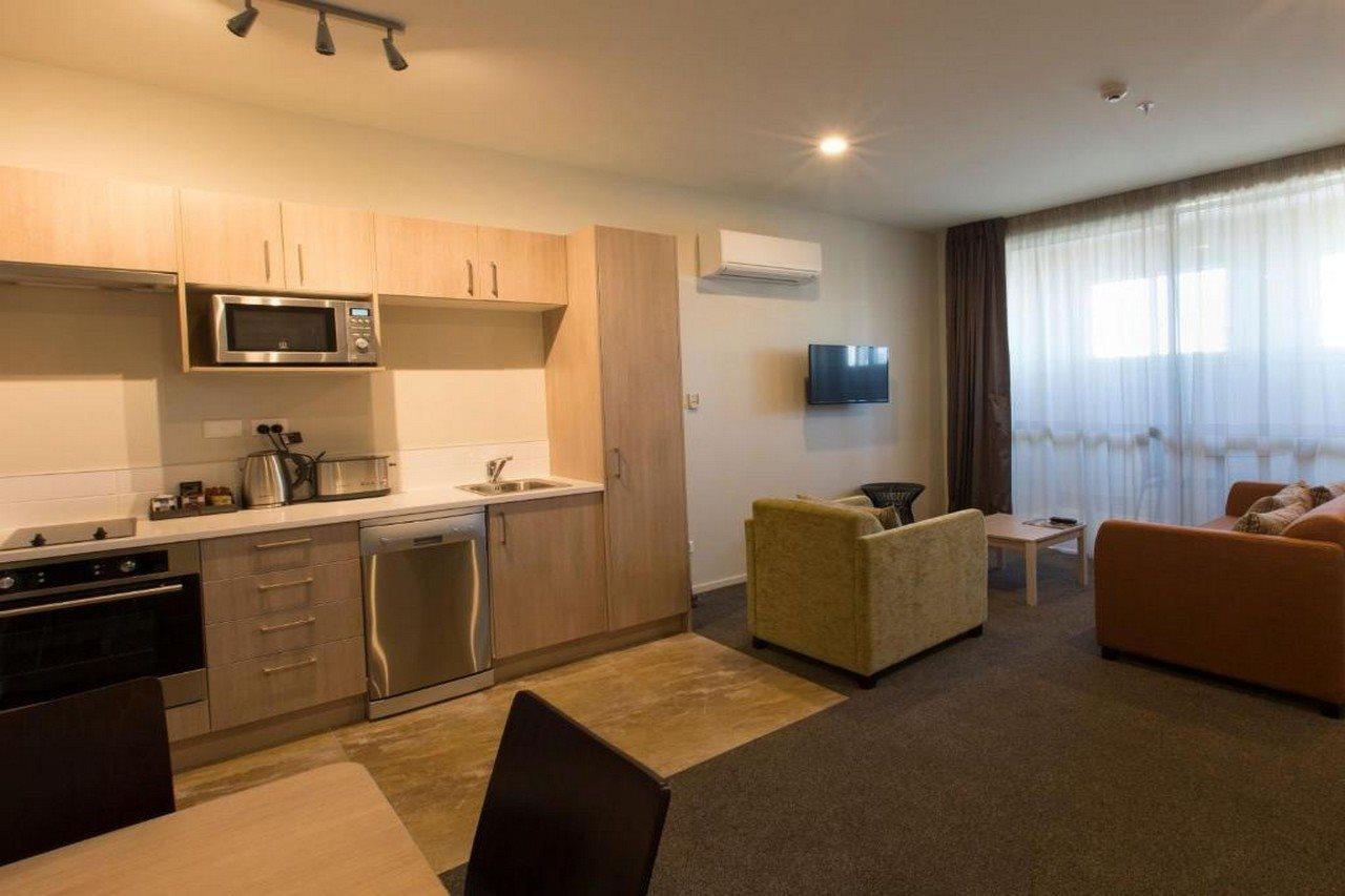 Ramada Suites By Wyndham Christchurch City Exterior foto
