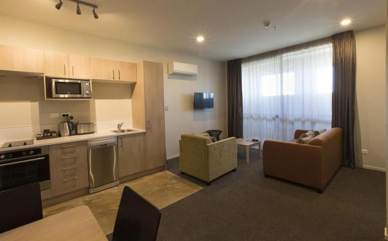 Ramada Suites By Wyndham Christchurch City Exterior foto